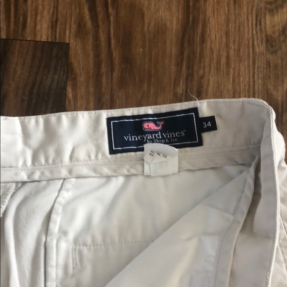 Shorts - Picture 2 of 3